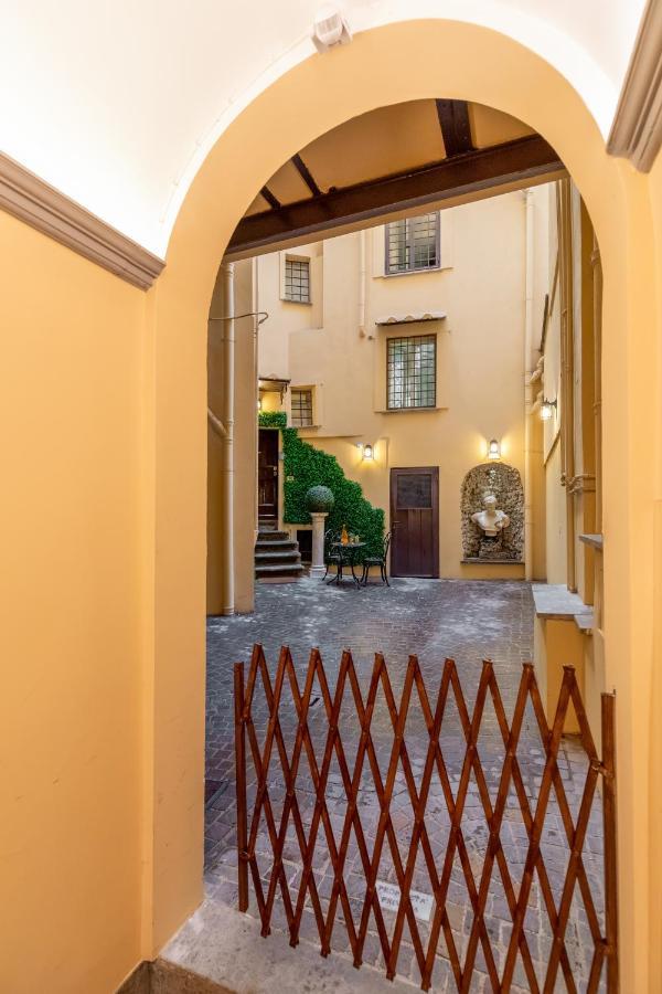 The Court Piazza Di Spagna Roma Exterior foto